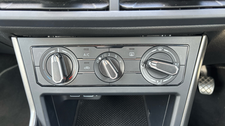 Volkswagen Polo 1.0 75 SE 5dr Petrol Hatchback